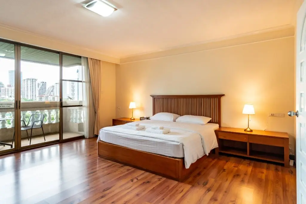 Бангкок: Bangkok Shortstay, 2-3 BR apartment Sukhumvit