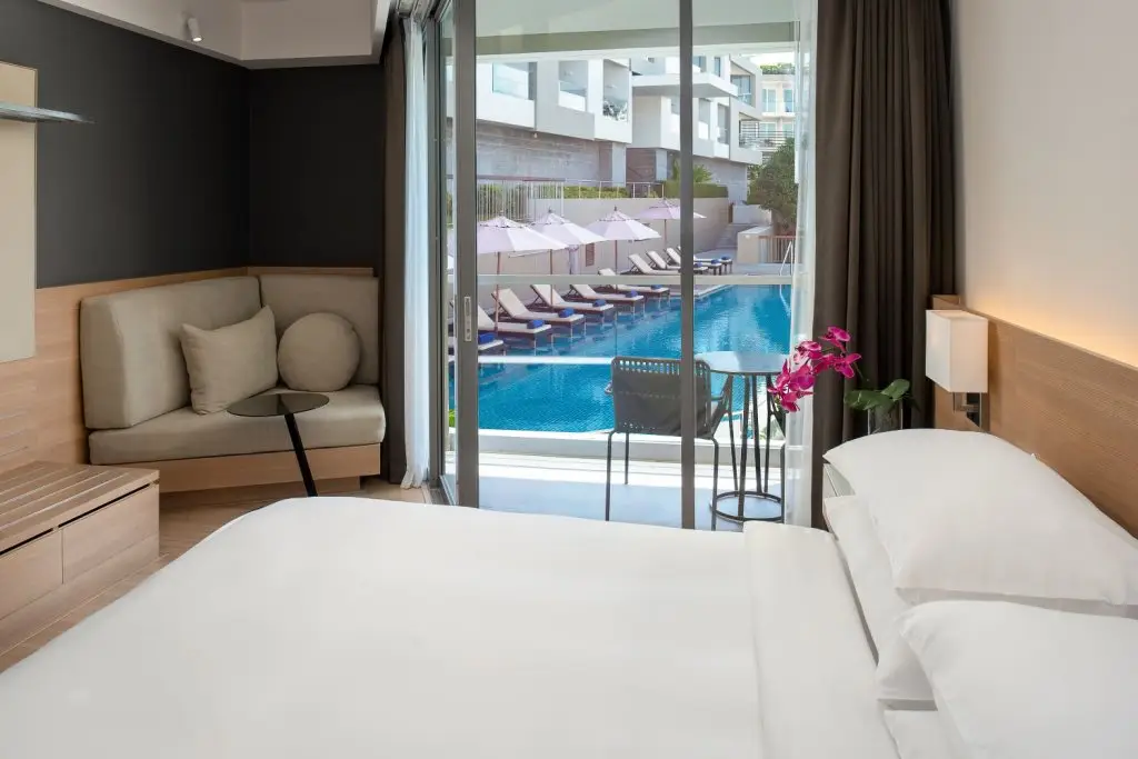 Пхукет: Andaman Beach Hotel Phuket - Handwritten Collection