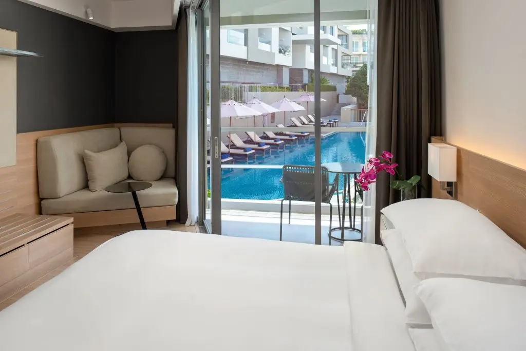 Пхукет: Andaman Beach Hotel Phuket - Handwritten Collection