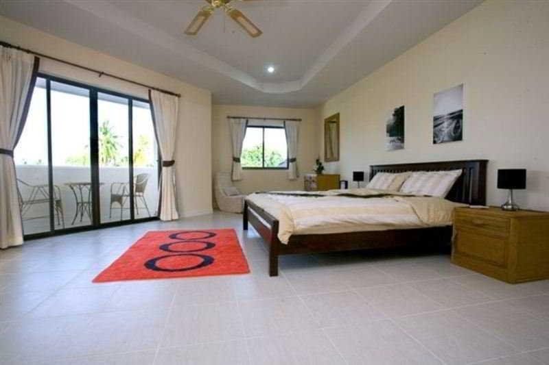 Паттайя: Mabprachan Lake Villa