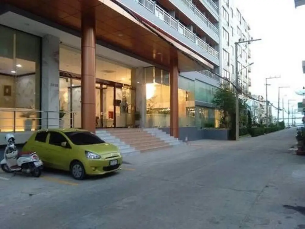 Паттайя: Golden Jomtien Beach Hotel
