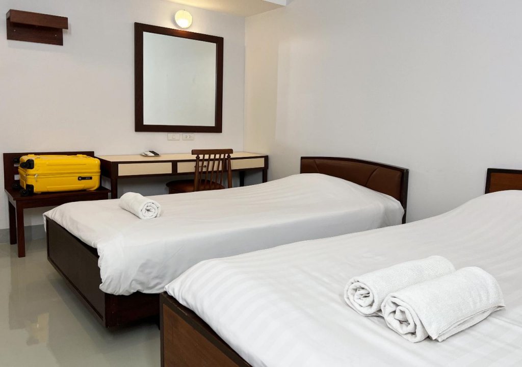 Бангкок: Niagara Hotel