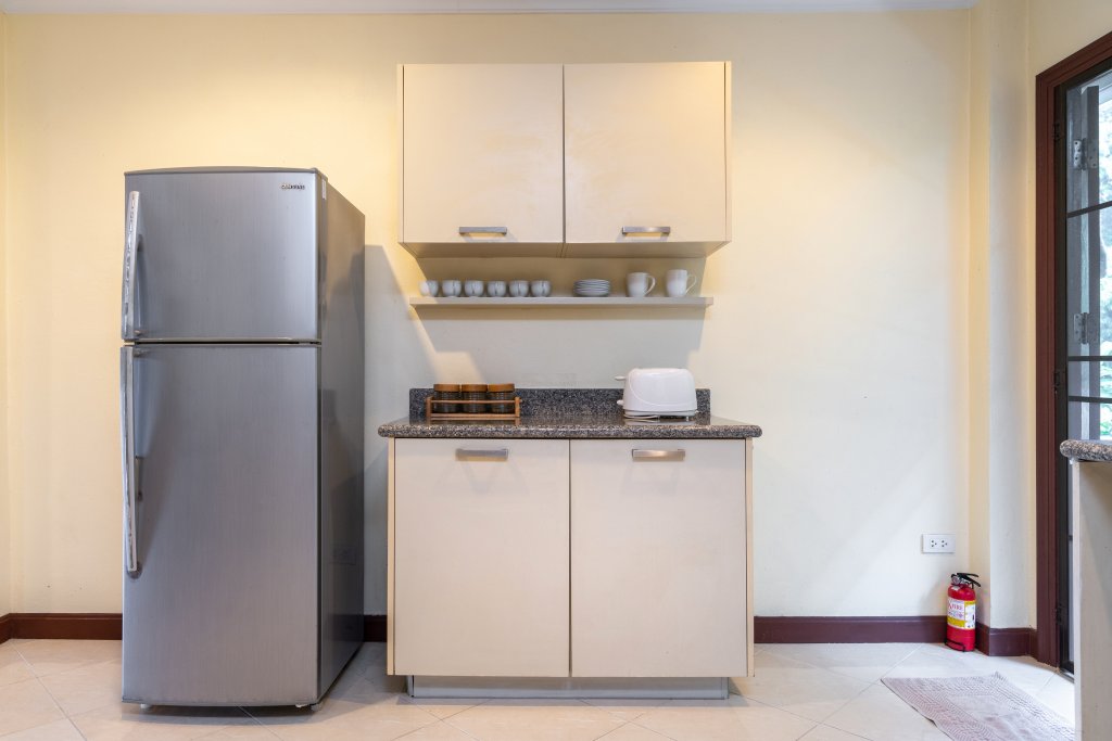 Кату: Вилла 2BR Villa in Kathu l Pool Parking