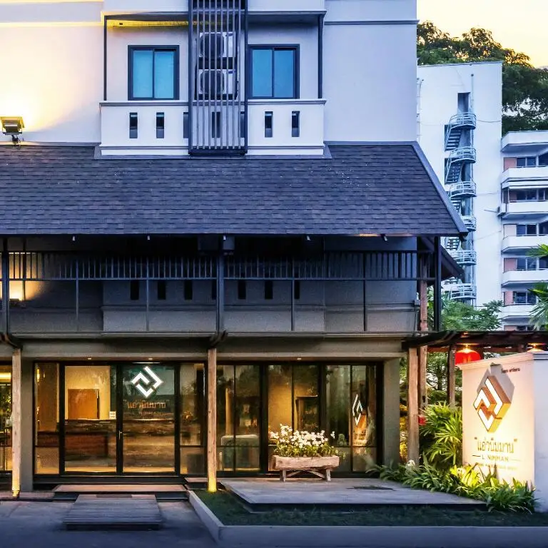 Чиангмай: L Nimman Boutique Hotel