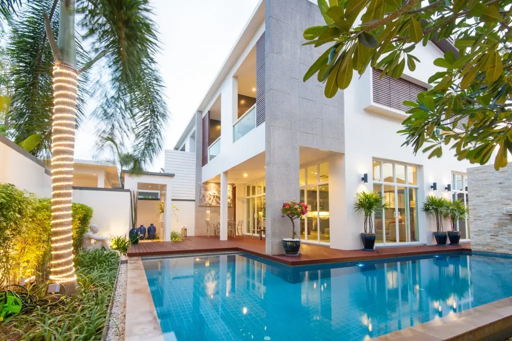 Вилла Luxurious Private pool villa near beach — фото 1
