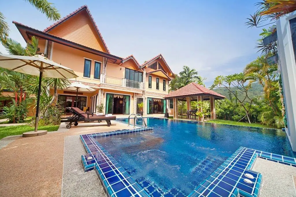Тхаланг: Вилла Thai Pool Villa with Pool and Parking