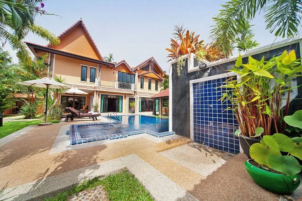 Тхаланг: Вилла Thai Pool Villa with Pool and Parking