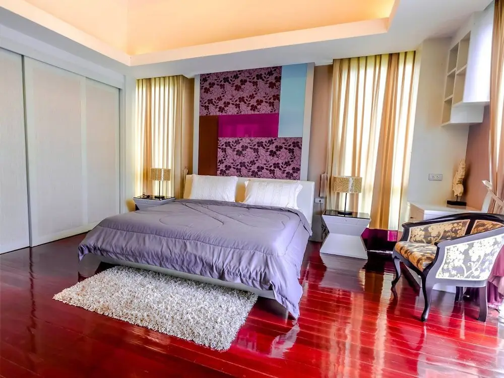 Паттайя: Nagasiri Villa 01