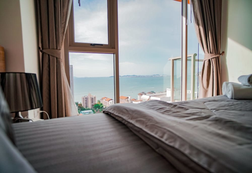 Паттайя: Riviera 1BR Sea View 2605 by Pattaya Holiday