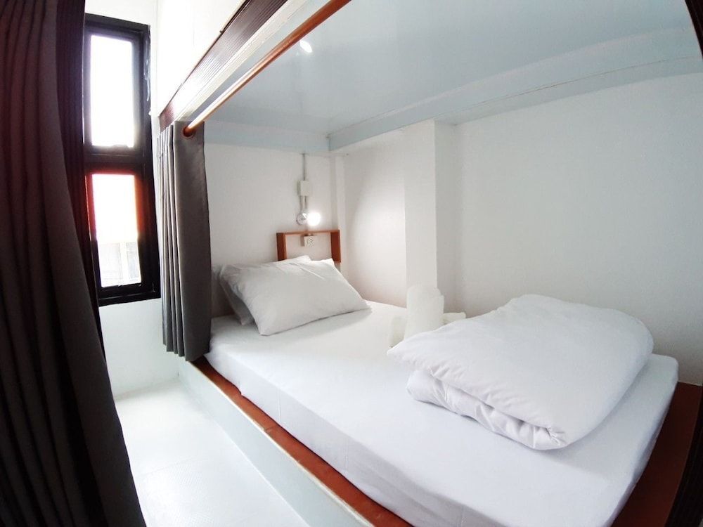 Чиангмай: OYO 544 Sleep Sloth Hostel