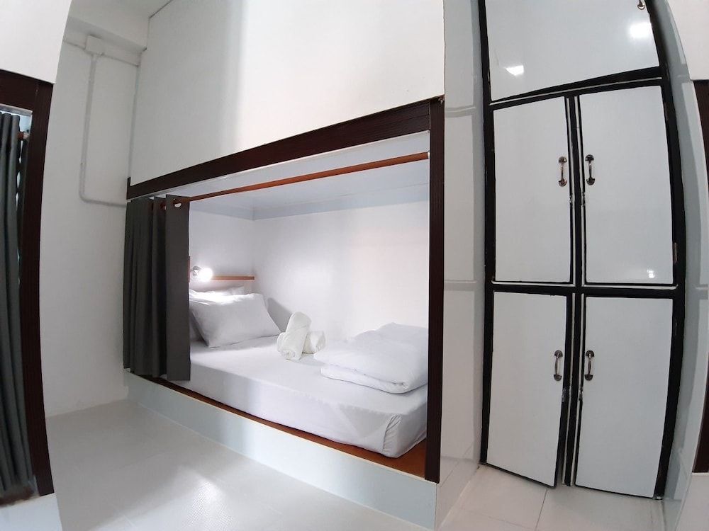 Чиангмай: OYO 544 Sleep Sloth Hostel