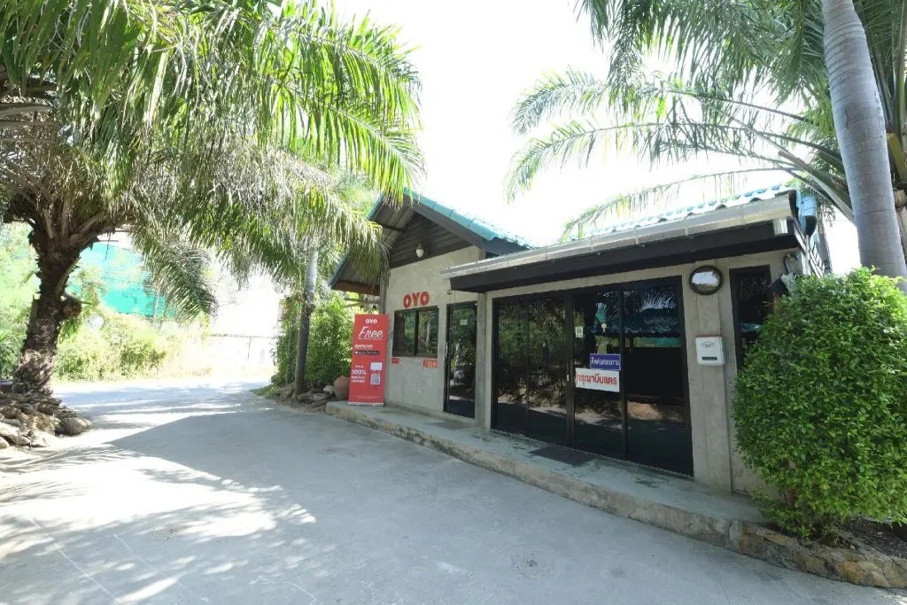 Районг: OYO 522 Waaina Resort (Vaccinated Staff)