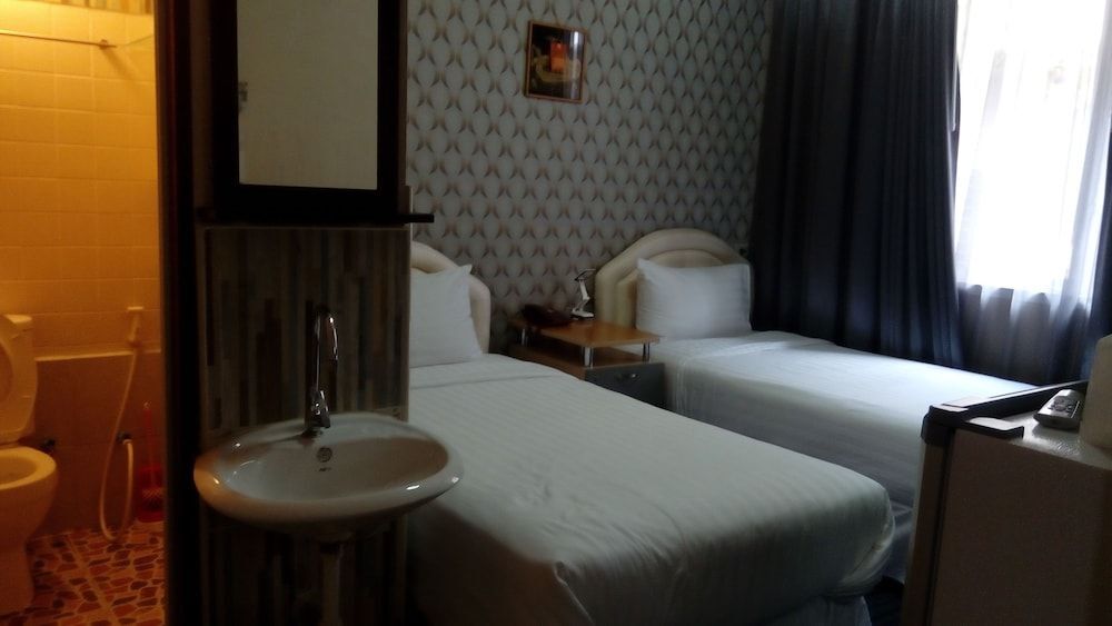 Бангкок: 14 Plus 1 Hotel
