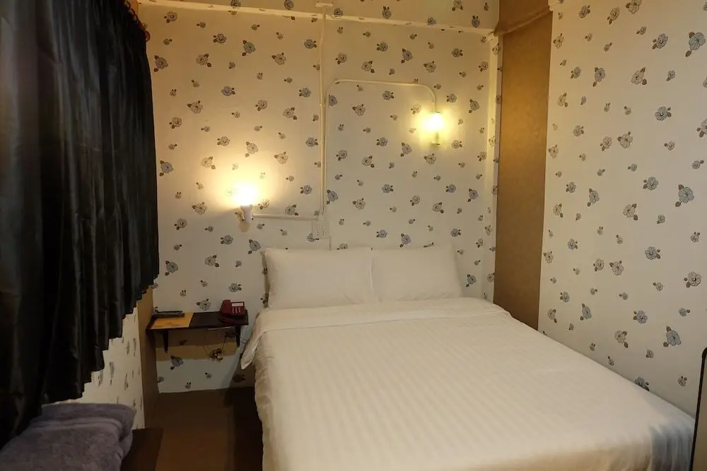 Бангкок: 14 Plus 1 Hotel