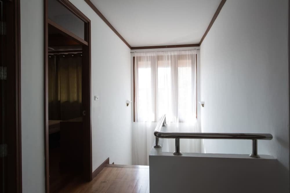 Самуи: 6 Bedroom Twin Villas On Beach Front Resort 25/12