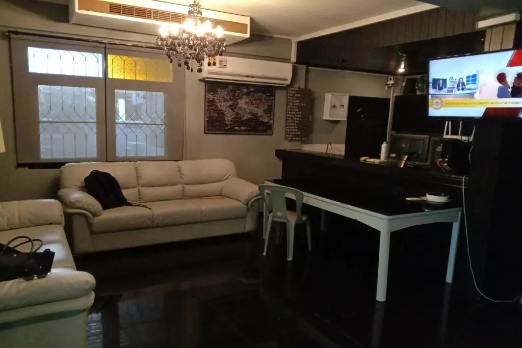 Бангкок: OYO 857 42 Loft Bed and Breakfast