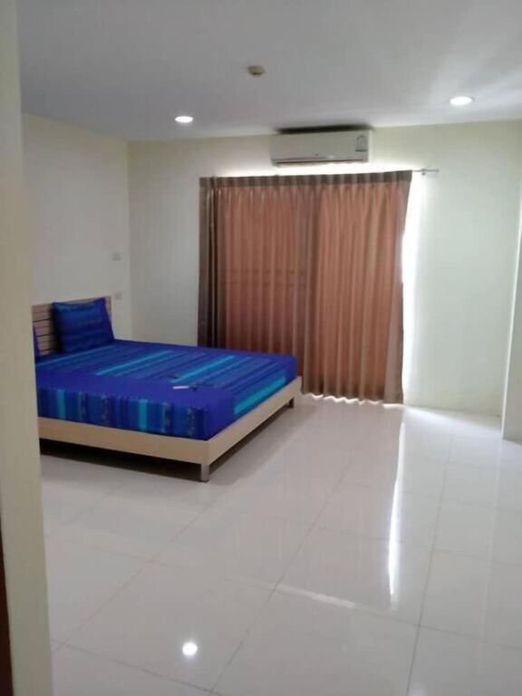 Самутпракан: S4U Office & Hotel