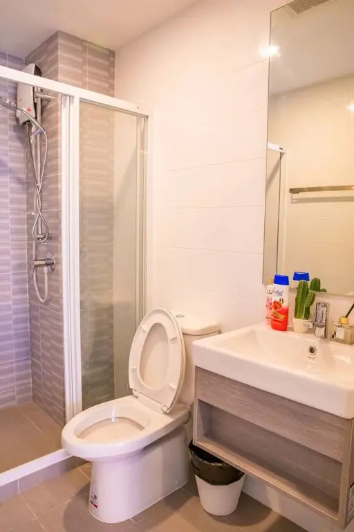 Самутпракан: Apartment 450m from BTS with Sky Pool - bkbloft6