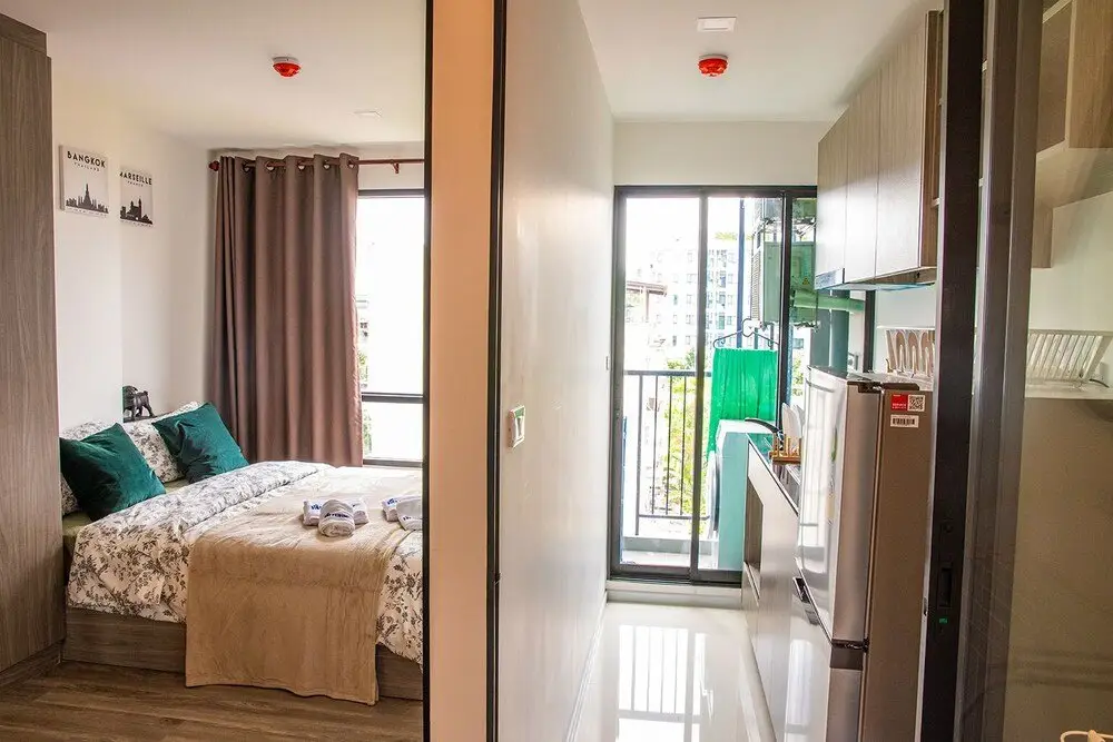 Самутпракан: Cost-Effective, 450 Meters From Bts with Sky Pool (Bkbloft10)