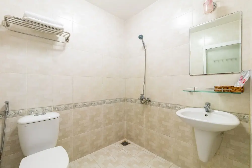 Ко Сичанг: OYO 922 Thammachart Resort Kaosrichang