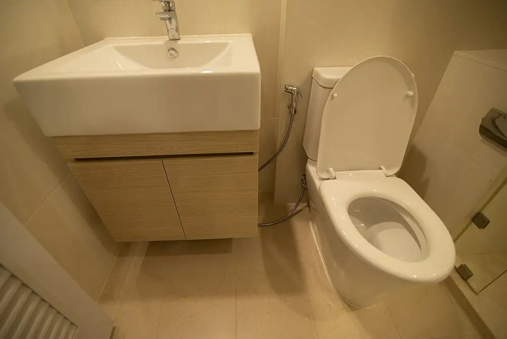 Бангкок: Near BK University Quiet Condo in Rama4 bkb133