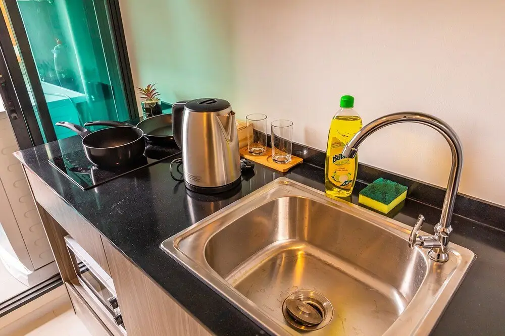 Самутпракан: Apartment 450m from BTS with Sky Pool - bkbloft3