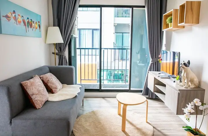 Самутпракан: Apartment 450m from BTS with Sky Pool - bkbloft1