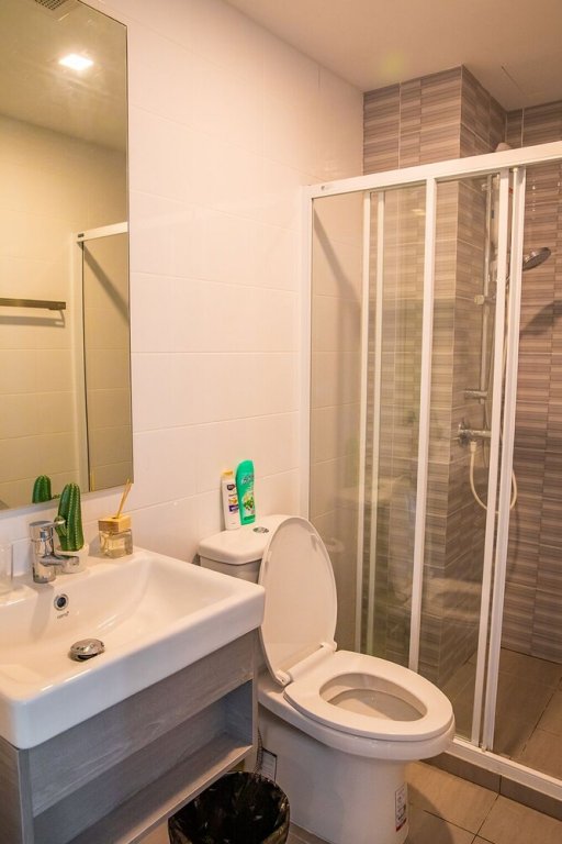 Самутпракан: Apartment 450m from BTS with Sky Pool - bkbloft1