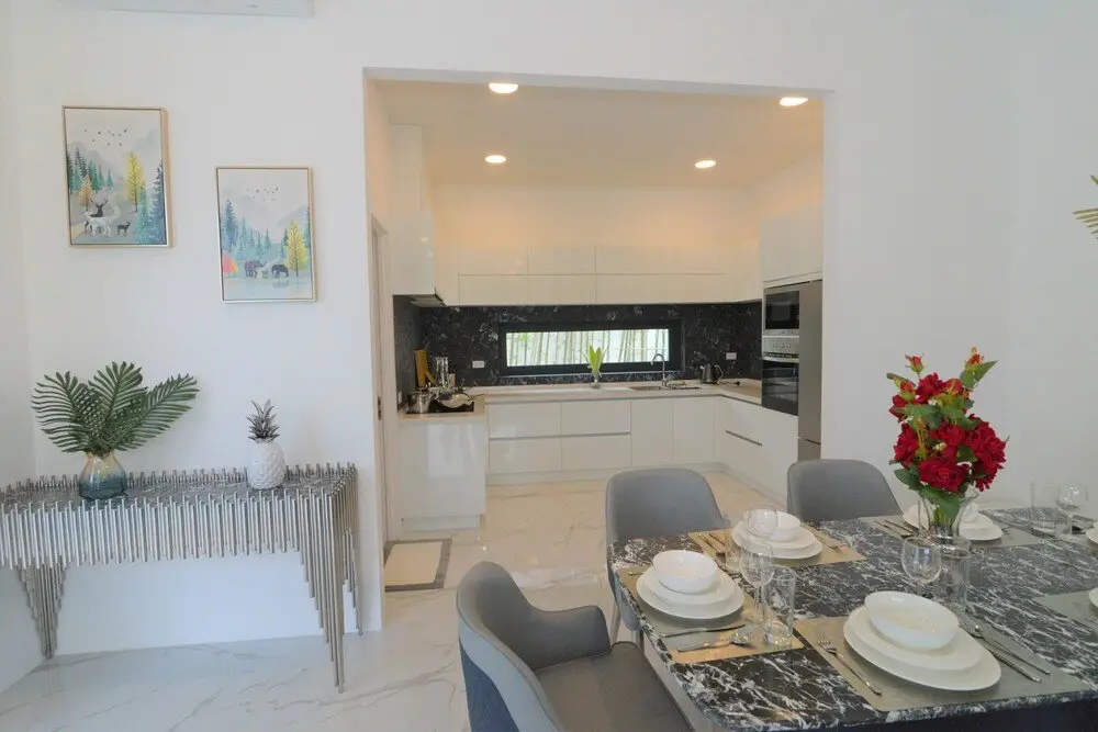 Паттайя: Villa with Shared Pool in Central Pattaya - Palmc15