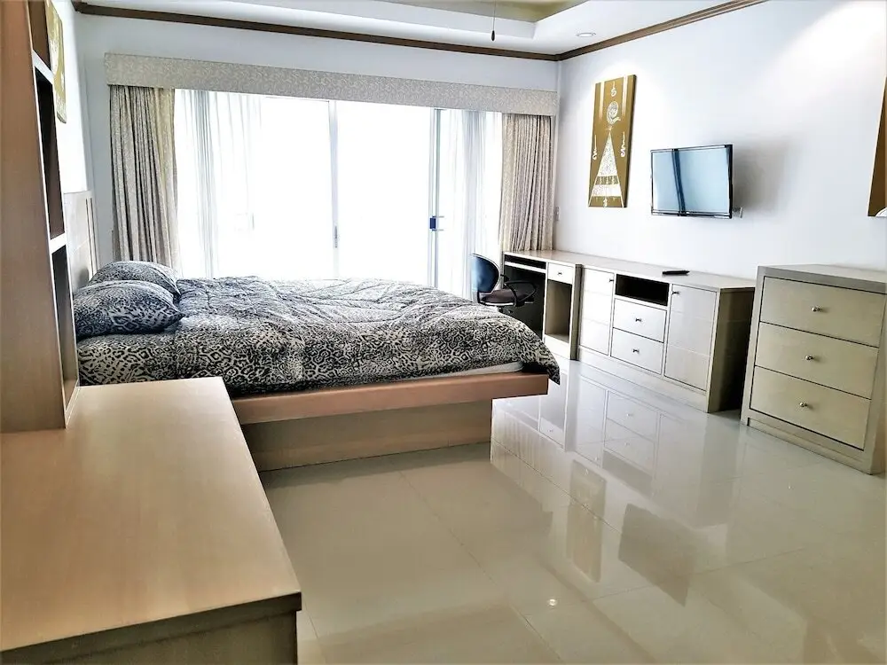 Паттайя: Baan Suan Lalana Tc 1 Bedroom Penthouse With sea View Apartment Pattaya