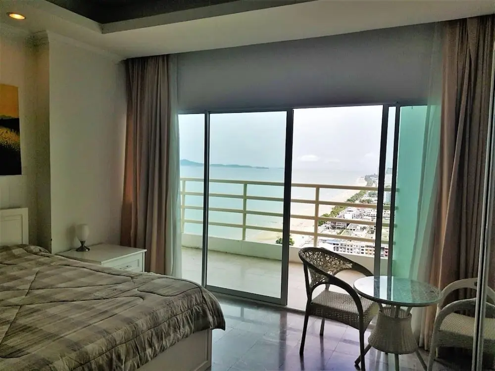 Паттайя: View Talay 8 Superb sea View Studio Apartment Pattaya