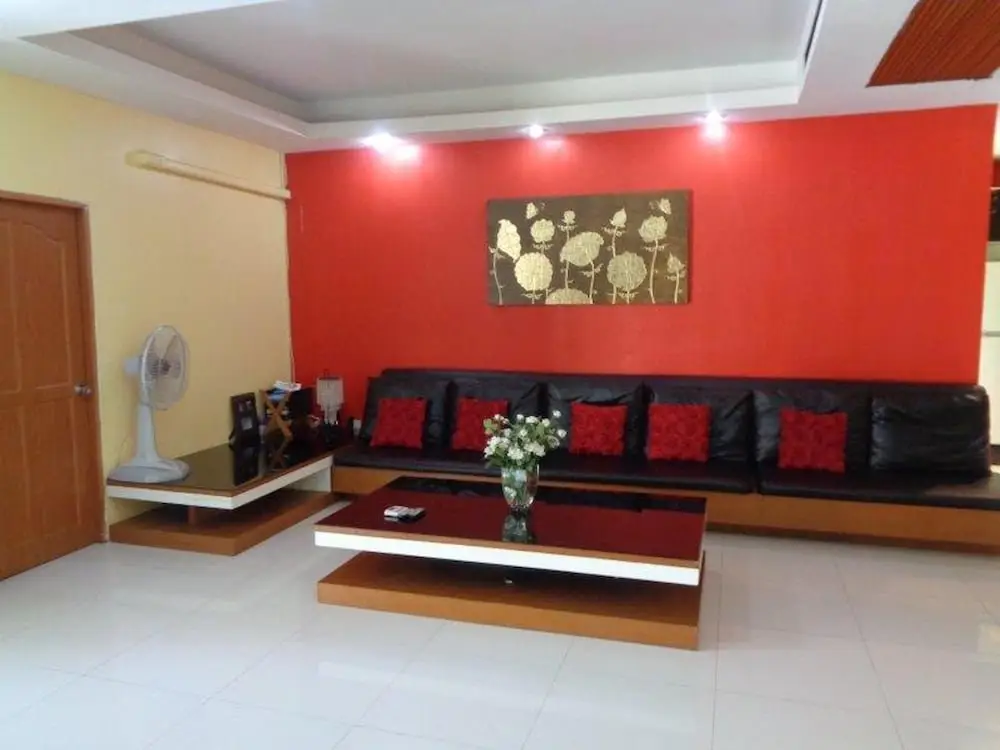Паттайя: 4 Bedroom Private Pool Bungalow Walking Street 15 Min Ride Away