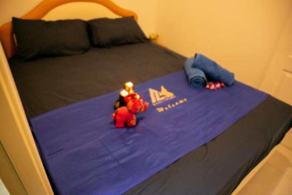 Бангкок: 3 Plus 1 Hostel