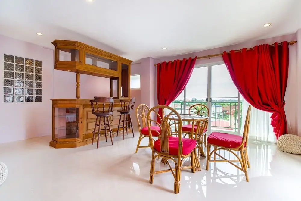 Банг-Саре: OYO 1021 Chang Chang Mansion