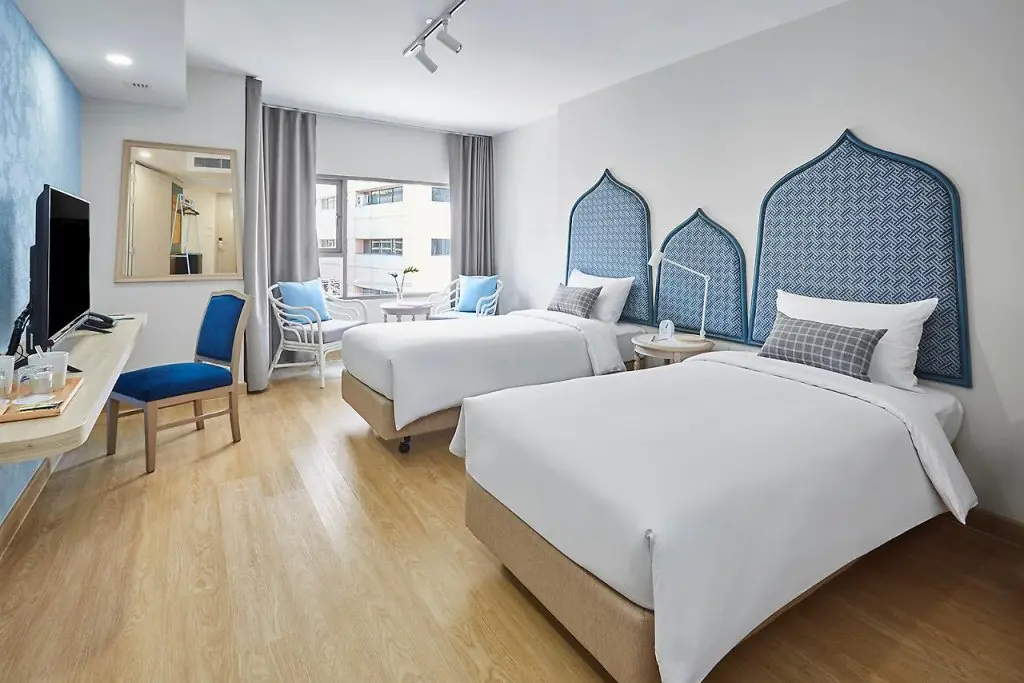 Бангкок: 56 Surawong Hotel and Residence