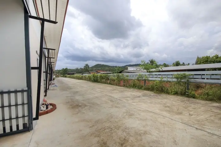 Сураттхани: OYO 1091 Sabye Dee Resort at Soikotang