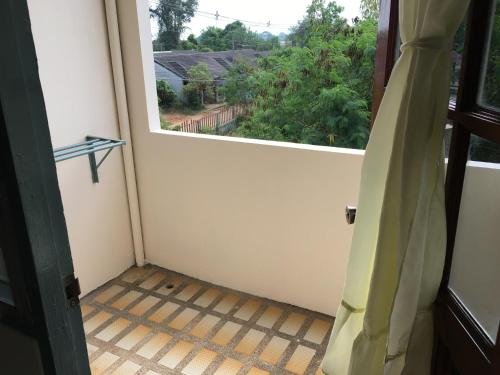 Нонг Нам Дэнг: VIP Apartment