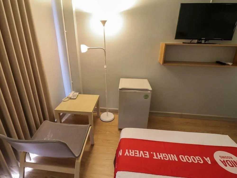 Бангкок: 曼谷披耶泰县40周末市场奈达客房(Nida Rooms Phaya Thai 40 Weekend Market)