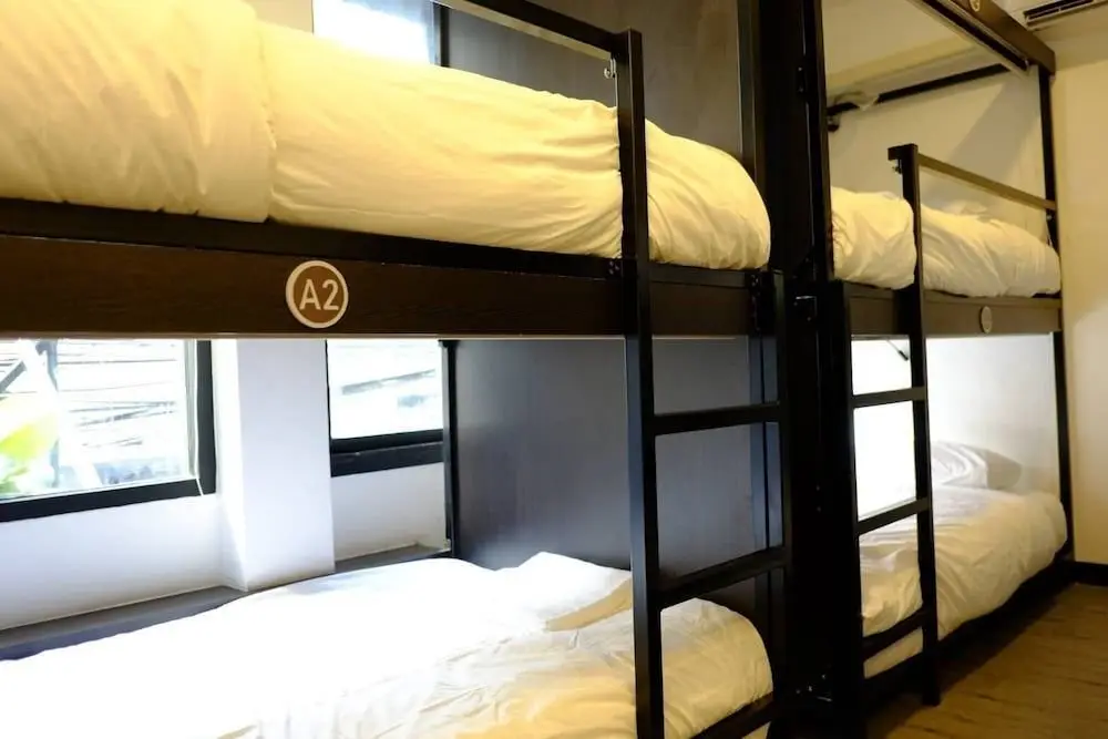 Бангкок: A.D.B. 08 Express - Hostel