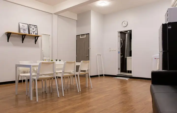 Бангкок: U4 Large 2 bed rooms full kitchen 200m to BTS