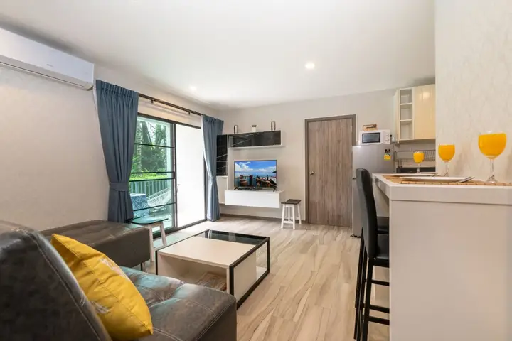 Пхукет: 46m2 Luxury Poolside 1 Bedroom Free Netflix Apartments