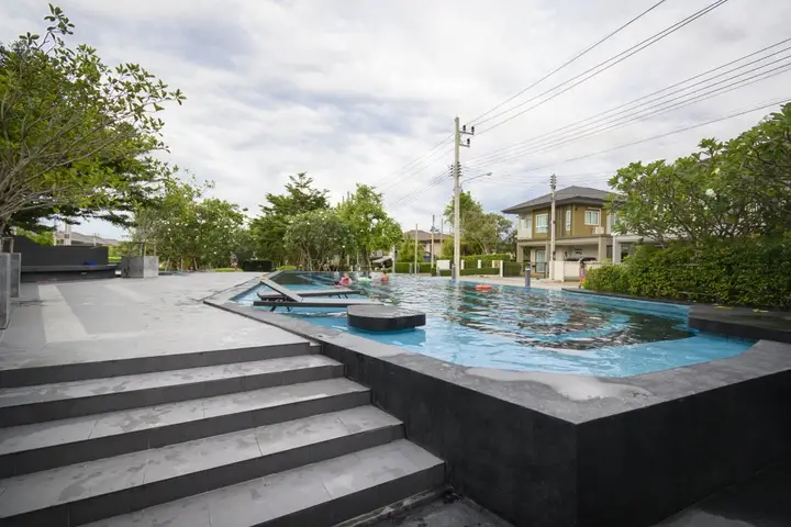 Муанг: 4 BR Saransiri Villa 2#l Pool Gym Garage Netflix