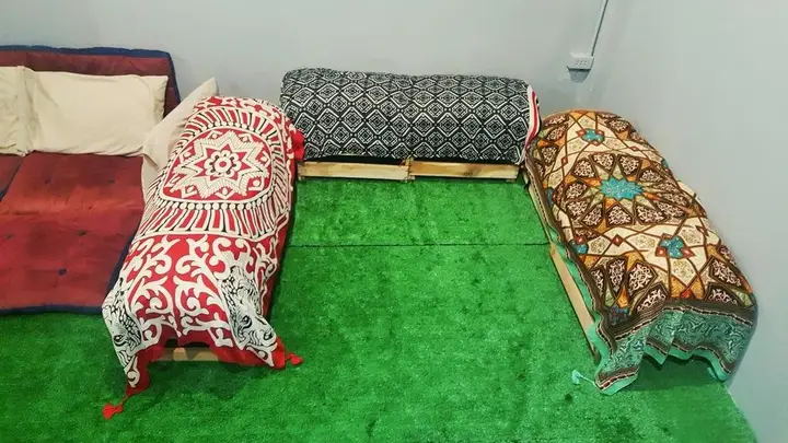 Краби: 8 Sleepers Street Hostel
