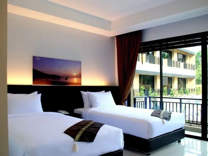 Тхаланг: Naiyang Beach Hotel