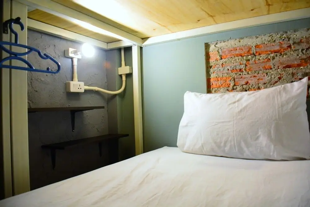 Муанг: 12month Hostel