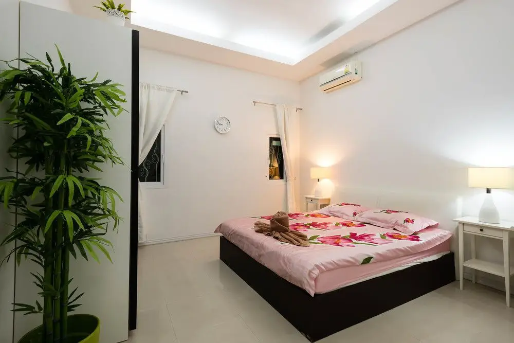 Паттайя: 3BR Pool & BBQ Holiday Cottage