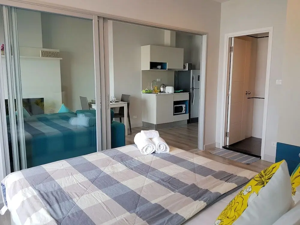 Паттайя: 1br Centric Sea 102 with Infinity Pool