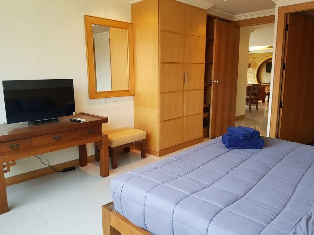 Паттайя: A Large 2 BR - 3 Baths 511 Downtown