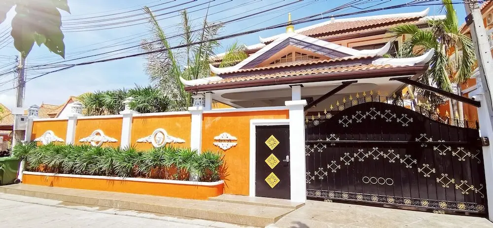 Паттайя: GOLDLAND Luxury Pool Villa Pattaya Walking Street 8 Bedrooms