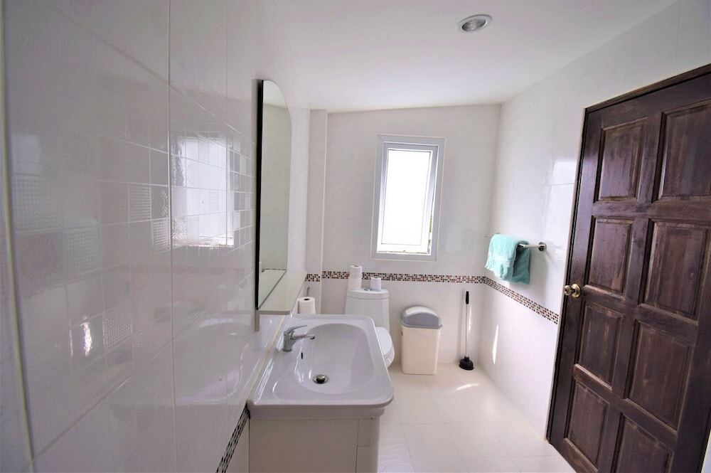 Муанг: Very Large Villa Suitable for a Large Group up to 10 People or Even 2 Families